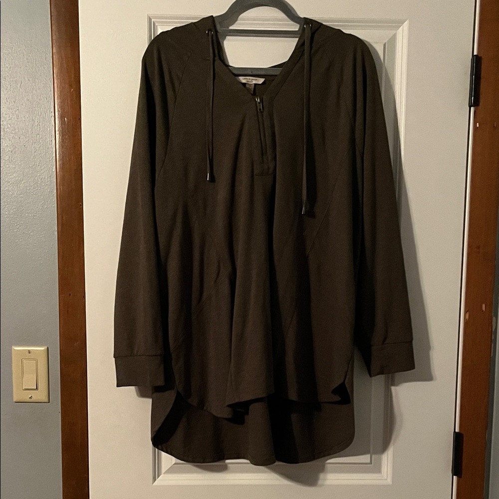 Cable& Gauge Olive Green Hooded Pullover Top
